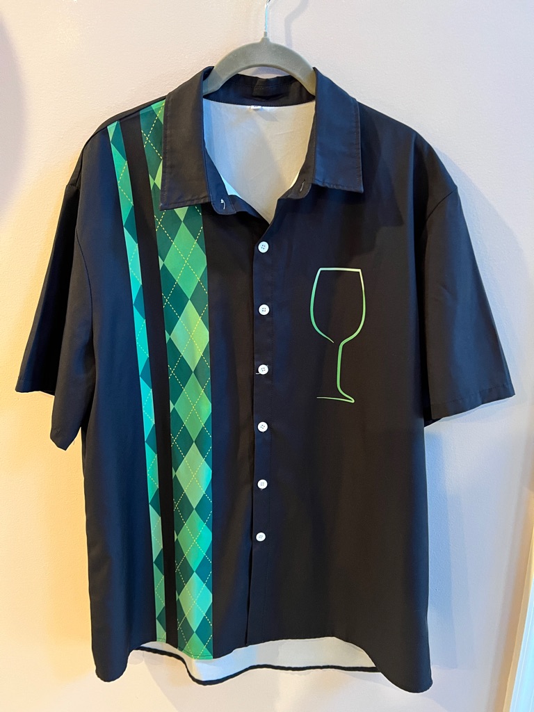 Men's Black Short-Sleeve Bowling Shirt With Green Argyle Stripe Size Medium